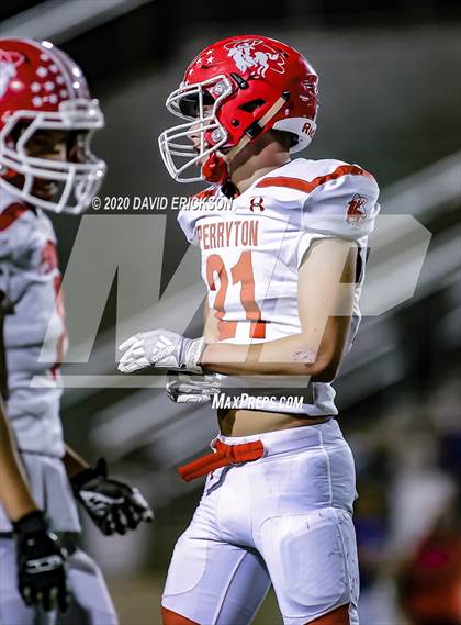 Thumbnail 2 in Graham vs Perryton (UIL 4A Area Playoff) photogallery.