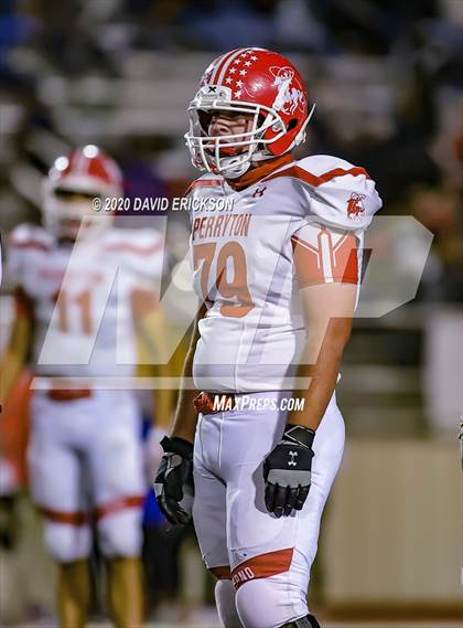 Thumbnail 2 in Graham vs Perryton (UIL 4A Area Playoff) photogallery.