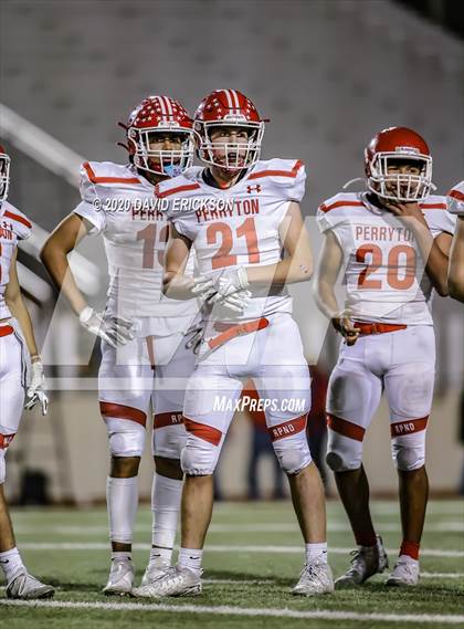Thumbnail 3 in Graham vs Perryton (UIL 4A Area Playoff) photogallery.