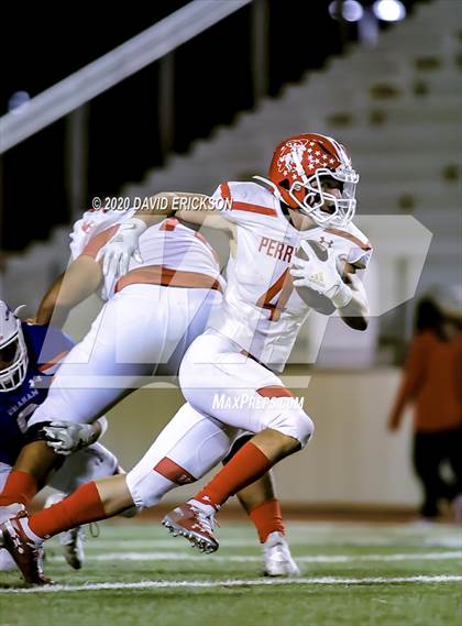 Thumbnail 3 in Graham vs Perryton (UIL 4A Area Playoff) photogallery.