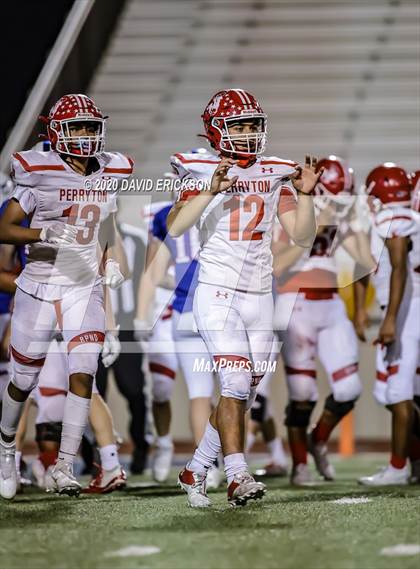 Thumbnail 2 in Graham vs Perryton (UIL 4A Area Playoff) photogallery.