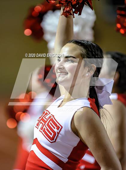 Thumbnail 2 in Graham vs Perryton (UIL 4A Area Playoff) photogallery.