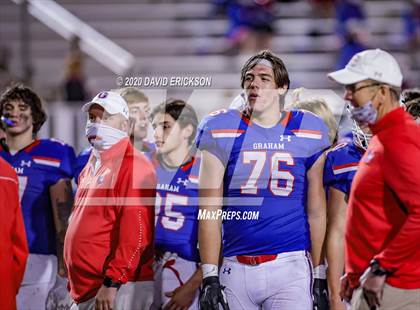 Thumbnail 2 in Graham vs Perryton (UIL 4A Area Playoff) photogallery.