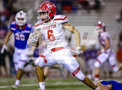 Thumbnail 1 in Graham vs Perryton (UIL 4A Area Playoff) photogallery.