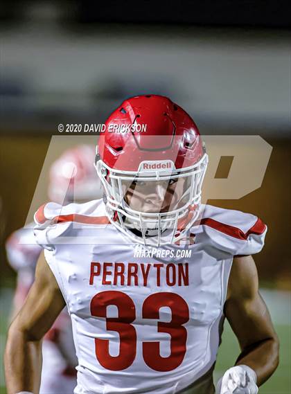 Thumbnail 3 in Graham vs Perryton (UIL 4A Area Playoff) photogallery.