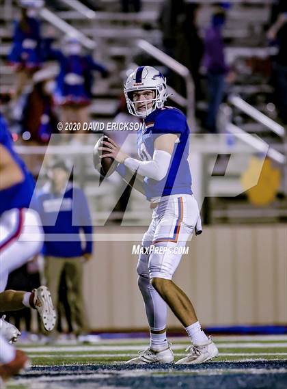 Thumbnail 3 in Graham vs Perryton (UIL 4A Area Playoff) photogallery.