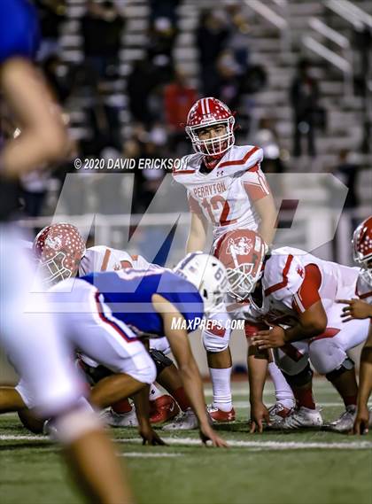 Thumbnail 3 in Graham vs Perryton (UIL 4A Area Playoff) photogallery.