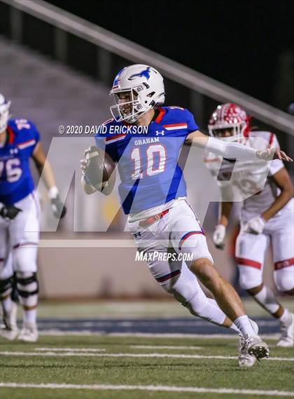 Thumbnail 1 in Graham vs Perryton (UIL 4A Area Playoff) photogallery.