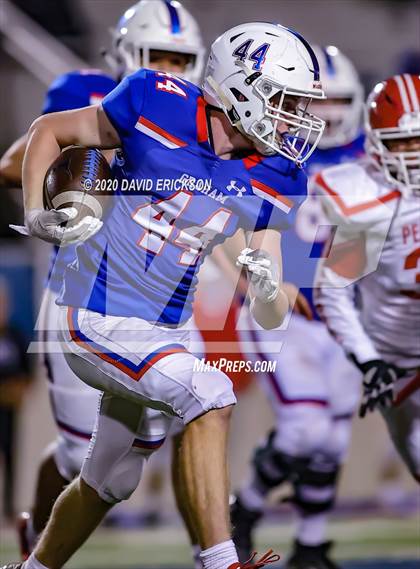 Thumbnail 1 in Graham vs Perryton (UIL 4A Area Playoff) photogallery.