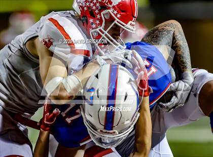 Thumbnail 2 in Graham vs Perryton (UIL 4A Area Playoff) photogallery.