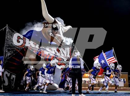 Thumbnail 1 in Graham vs Perryton (UIL 4A Area Playoff) photogallery.