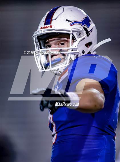 Thumbnail 2 in Graham vs Perryton (UIL 4A Area Playoff) photogallery.