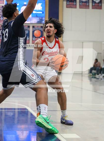 Thumbnail 3 in Brentwood School vs Cleveland (Crown City Round Ball Classic) photogallery.