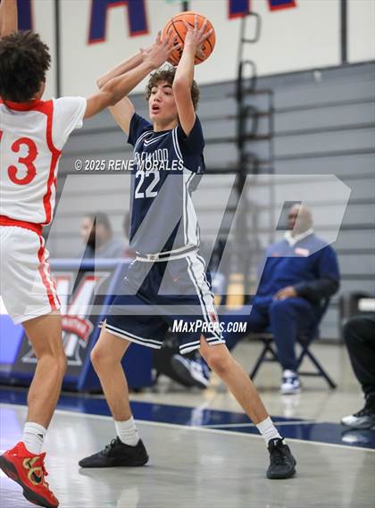 Thumbnail 2 in Brentwood School vs Cleveland (Crown City Round Ball Classic) photogallery.
