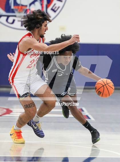 Thumbnail 1 in Brentwood School vs Cleveland (Crown City Round Ball Classic) photogallery.