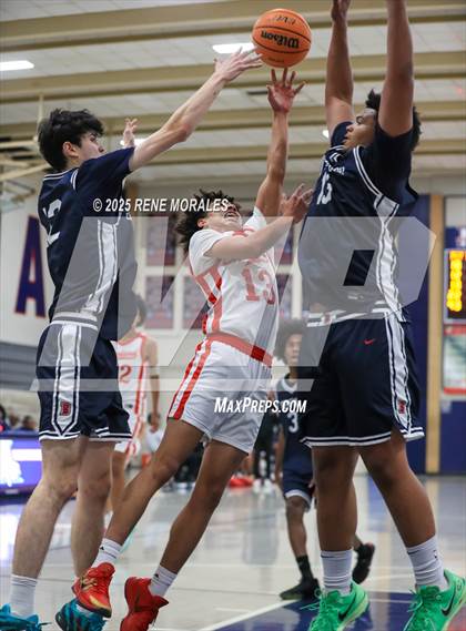 Thumbnail 2 in Brentwood School vs Cleveland (Crown City Round Ball Classic) photogallery.