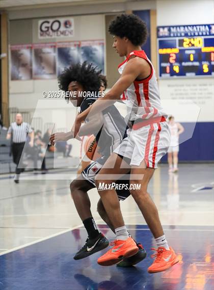 Thumbnail 3 in Brentwood School vs Cleveland (Crown City Round Ball Classic) photogallery.