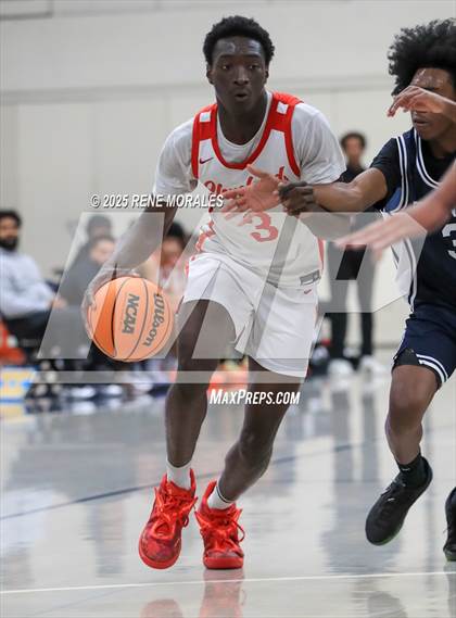 Thumbnail 2 in Brentwood School vs Cleveland (Crown City Round Ball Classic) photogallery.