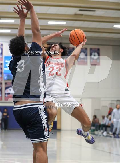 Thumbnail 2 in Brentwood School vs Cleveland (Crown City Round Ball Classic) photogallery.