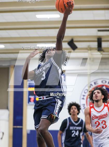 Thumbnail 1 in Brentwood School vs Cleveland (Crown City Round Ball Classic) photogallery.