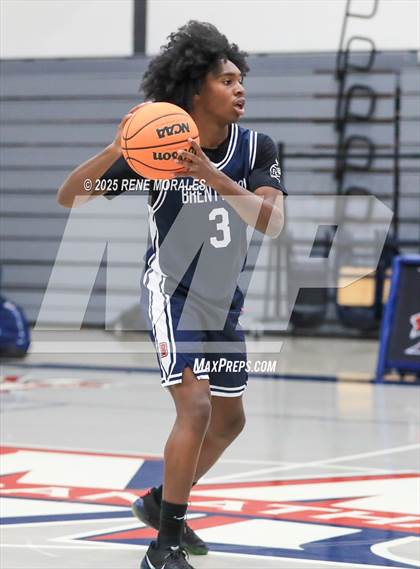 Thumbnail 2 in Brentwood School vs Cleveland (Crown City Round Ball Classic) photogallery.