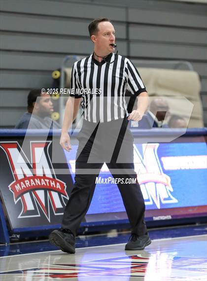 Thumbnail 3 in Brentwood School vs Cleveland (Crown City Round Ball Classic) photogallery.