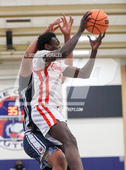 Thumbnail 1 in Brentwood School vs Cleveland (Crown City Round Ball Classic) photogallery.