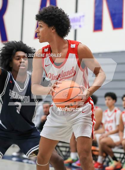 Thumbnail 1 in Brentwood School vs Cleveland (Crown City Round Ball Classic) photogallery.
