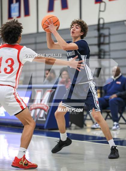 Thumbnail 1 in Brentwood School vs Cleveland (Crown City Round Ball Classic) photogallery.
