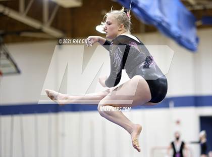 Thumbnail 2 in CHSAA 4A Individual Championships photogallery.