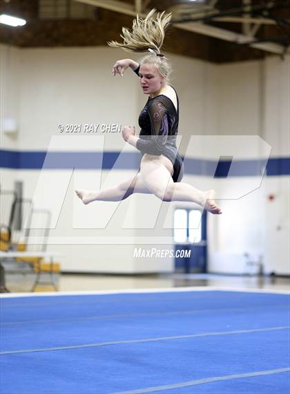 Thumbnail 3 in CHSAA 4A Individual Championships photogallery.