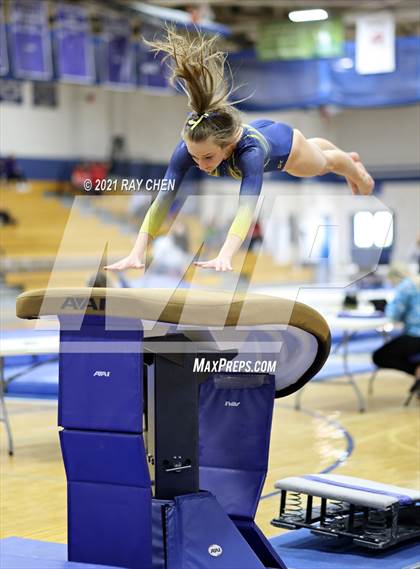 Thumbnail 3 in CHSAA 4A Individual Championships photogallery.