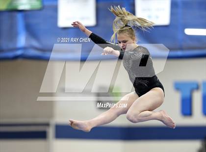 Thumbnail 3 in CHSAA 4A Individual Championships photogallery.