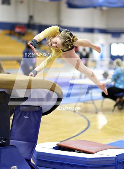 Thumbnail 2 in CHSAA 4A Individual Championships photogallery.