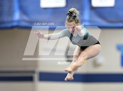 Thumbnail 3 in CHSAA 4A Individual Championships photogallery.