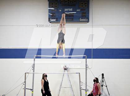 Thumbnail 3 in CHSAA 4A Individual Championships photogallery.