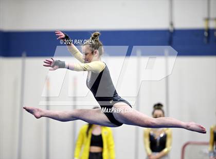 Thumbnail 2 in CHSAA 4A Individual Championships photogallery.