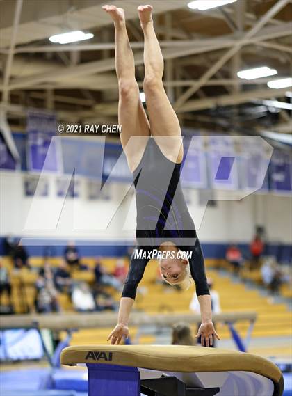Thumbnail 3 in CHSAA 4A Individual Championships photogallery.