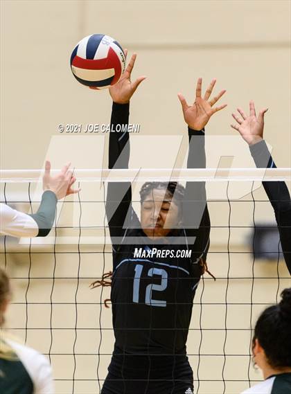 Thumbnail 1 in Reagan [Ronald] vs Harlan photogallery.