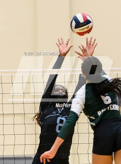 Thumbnail 1 in Reagan [Ronald] vs Harlan photogallery.