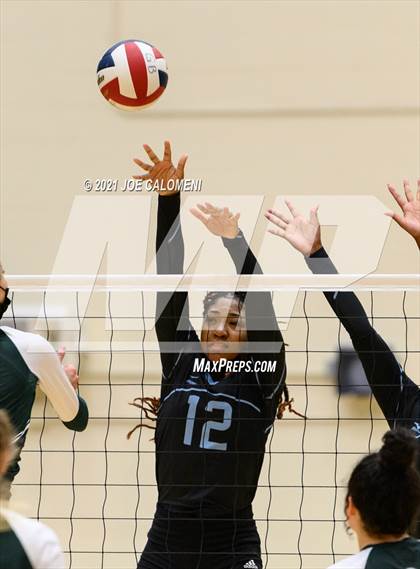 Thumbnail 2 in Reagan [Ronald] vs Harlan photogallery.