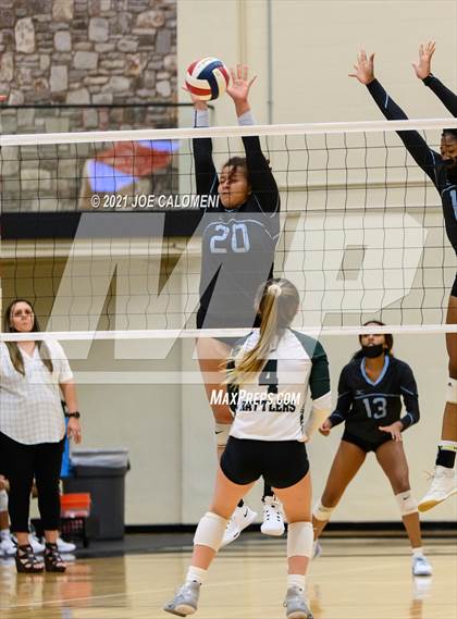 Thumbnail 2 in Reagan [Ronald] vs Harlan photogallery.
