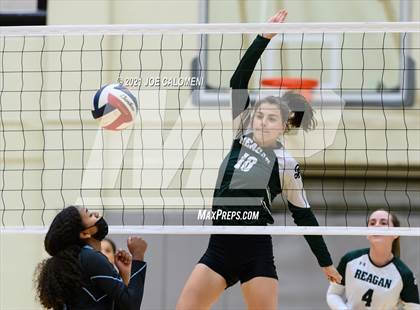 Thumbnail 1 in Reagan [Ronald] vs Harlan photogallery.