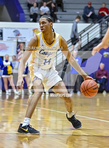 Thumbnail 3 in Pendleton Heights vs. Greenfield-Central (IHSAA 4A Section 9 First Round) photogallery.