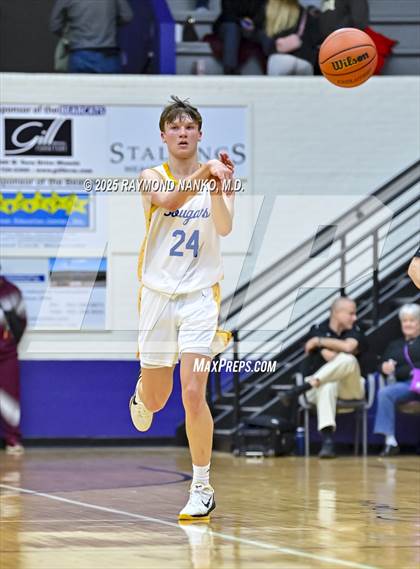 Thumbnail 3 in Pendleton Heights vs. Greenfield-Central (IHSAA 4A Section 9 First Round) photogallery.