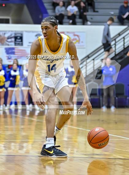 Thumbnail 2 in Pendleton Heights vs. Greenfield-Central (IHSAA 4A Section 9 First Round) photogallery.