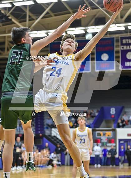 Thumbnail 2 in Pendleton Heights vs. Greenfield-Central (IHSAA 4A Section 9 First Round) photogallery.