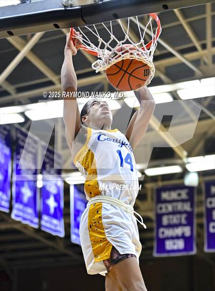 Thumbnail 2 in Pendleton Heights vs. Greenfield-Central (IHSAA 4A Section 9 First Round) photogallery.