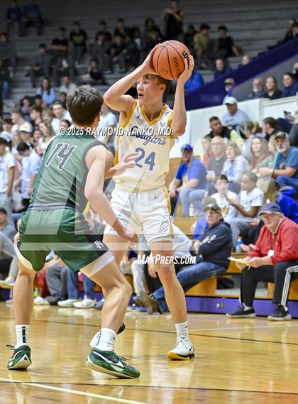 Thumbnail 3 in Pendleton Heights vs. Greenfield-Central (IHSAA 4A Section 9 First Round) photogallery.