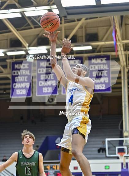 Thumbnail 2 in Pendleton Heights vs. Greenfield-Central (IHSAA 4A Section 9 First Round) photogallery.